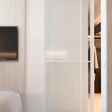 Designappartement Met Zijdelings Zicht Op Zee *